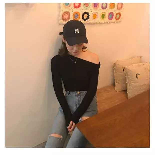 B7F3CBF3-6EB4-48A3-9940-98A8D54AED4C